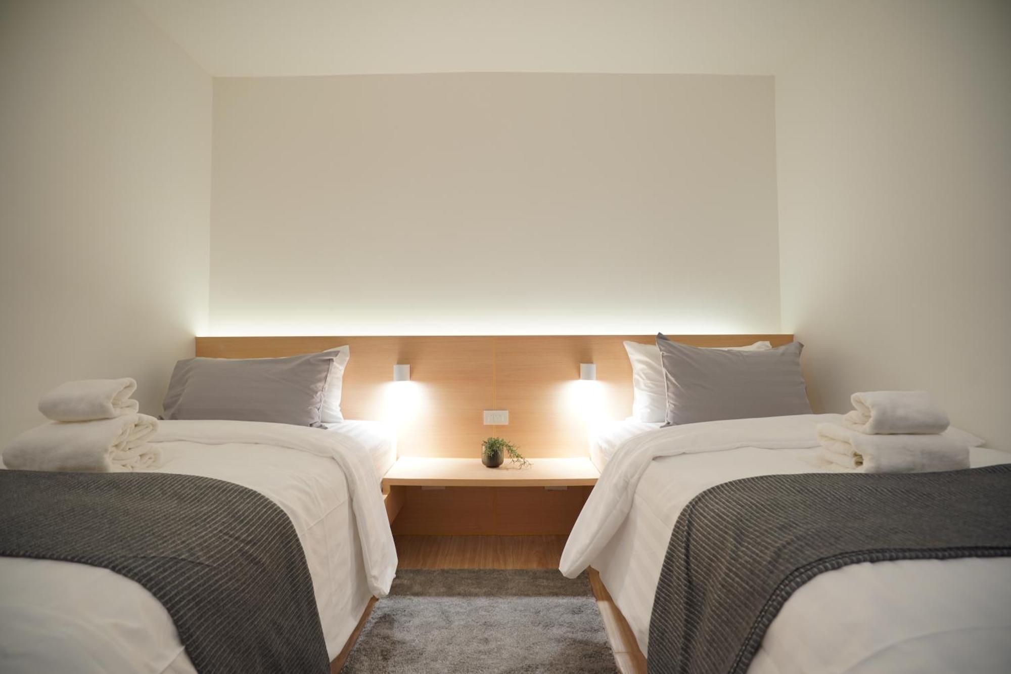 E11 Hotel - Bts Punnawithi Bangkok Esterno foto