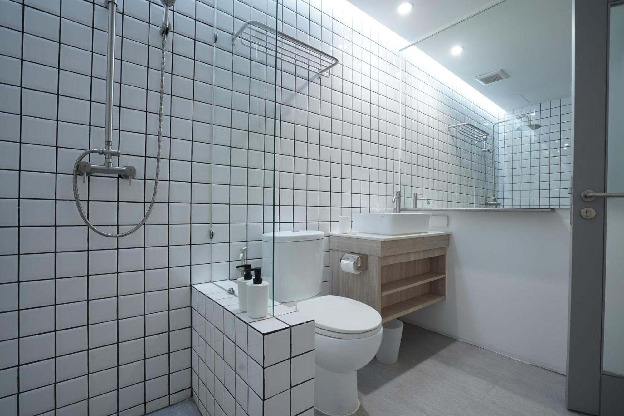E11 Hotel - Bts Punnawithi Bangkok Esterno foto